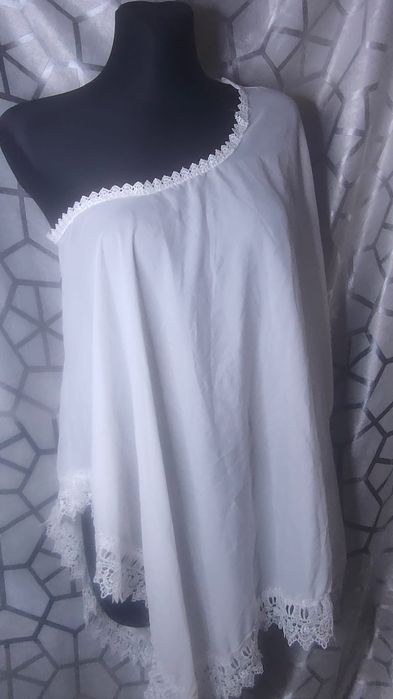 Narzutka na strój kąpielowy