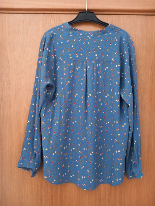 Blusa azul da Boteli