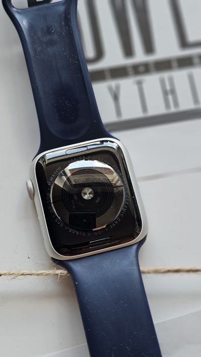 Apple Watch Series 4 GPS 16GB Silver Wi-Fi