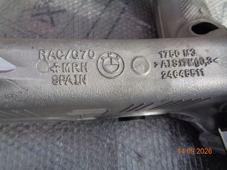 sanki tylne bmw 5 g60 g61 8831012 z 2026 roku nowe