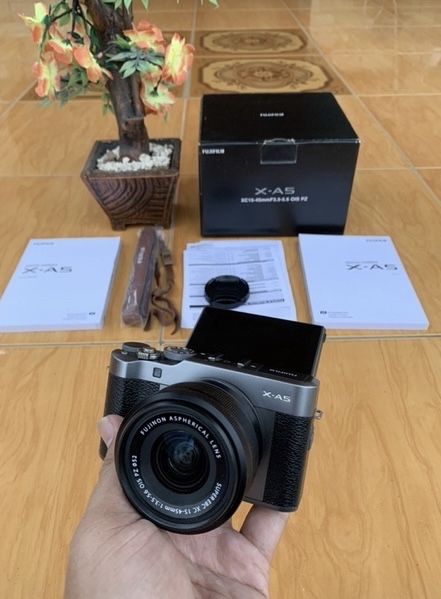 Fujifilm X-A5 Como Nova + Objetiva XC 15-45mm + Caixa Original