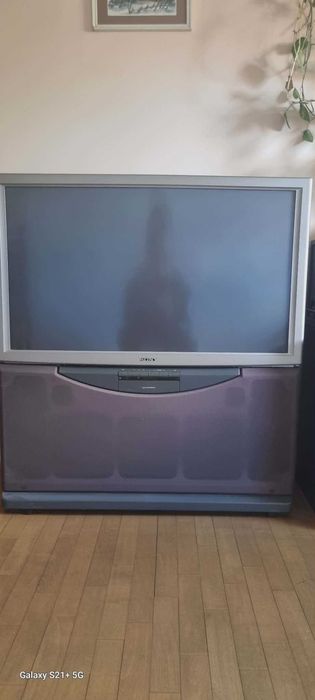 Sony KP-41PZ1D to starszy model telewizora projekcyjnego . Kolekcjonerski