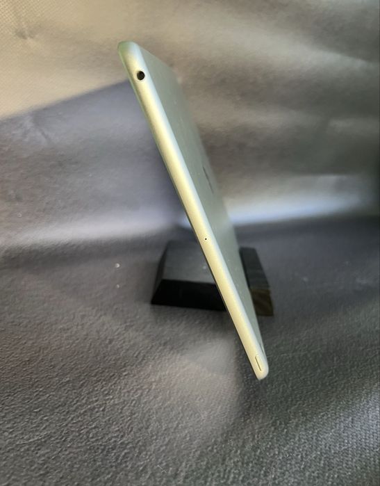 IPad 9.7 32Gb 2019 WIFI Айпад 9.7 32Гб 2019