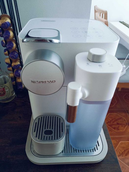 DeLonghi Gran Lattissima Fresh Vitality