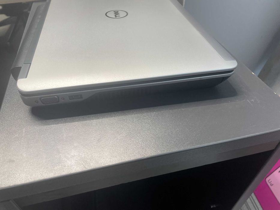 Для танків Dell Latitude E6440 Core i7-4600M Відео AMD Radeon HD 8690M