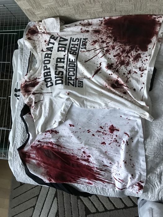 Готичні білі рубашки по 400, 1 на фото шовкова , довге взуття і кофти