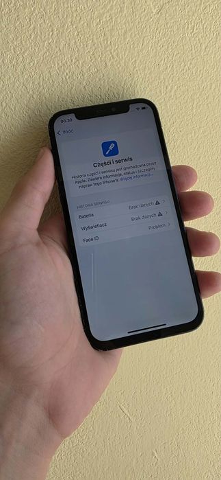 iPhone 12 czarny