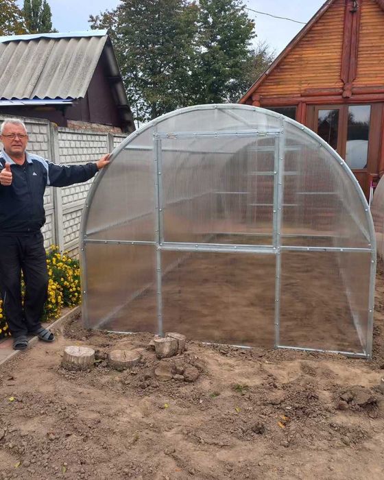 Теплиці з Вороновиці для дому та дачі