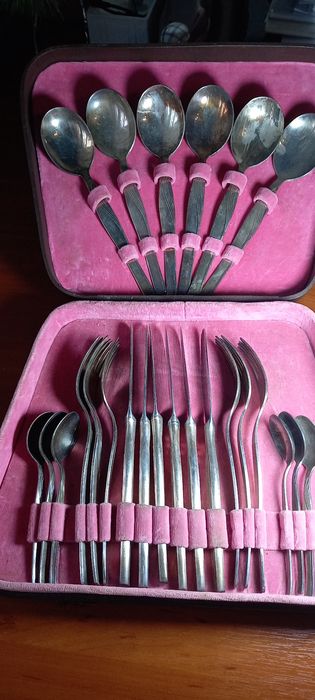 Столовий набір з мельхіору