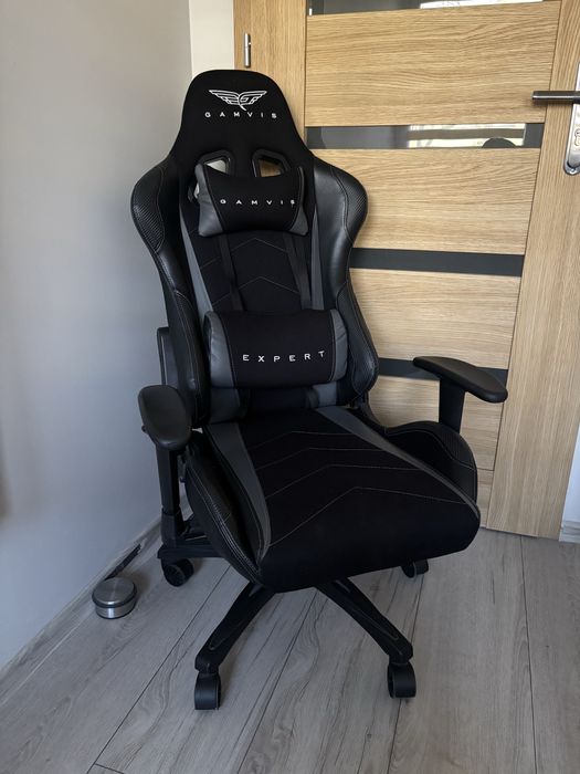Fotel gamingowy materiałowy Gamvis Expert szary