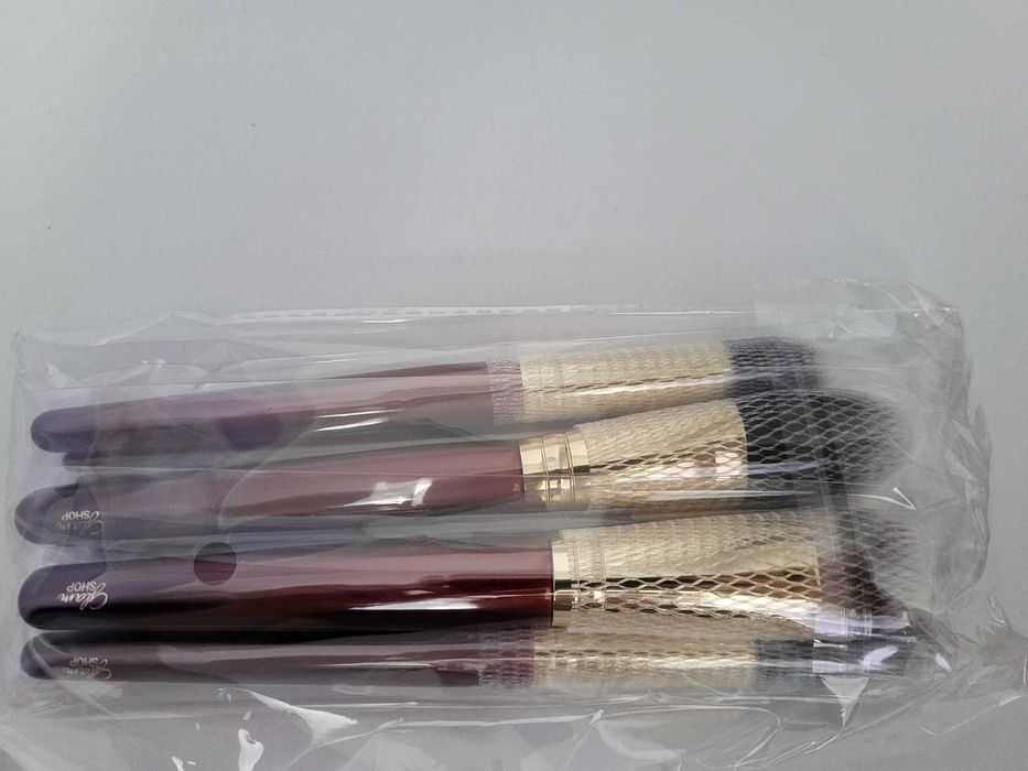 Zestaw Glamshop Pędzle Bordowe Kalendarz 2024