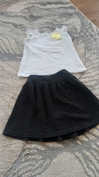 Spódniczka z bluzką rozmiar 110