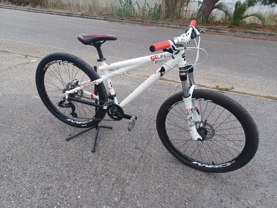 Bicicleta GT chucker 3.0 dirt/street