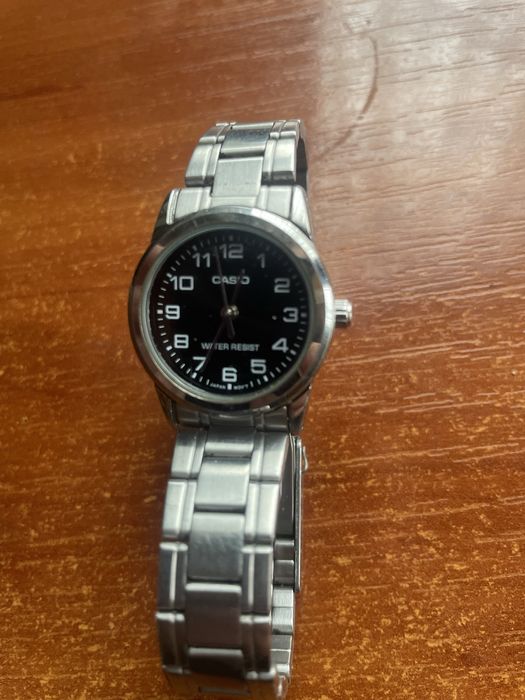 Casio чоловічі.