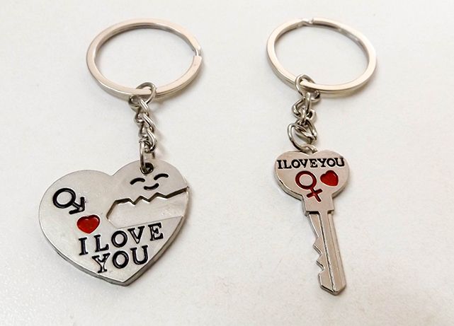 Porta chaves moderno Love