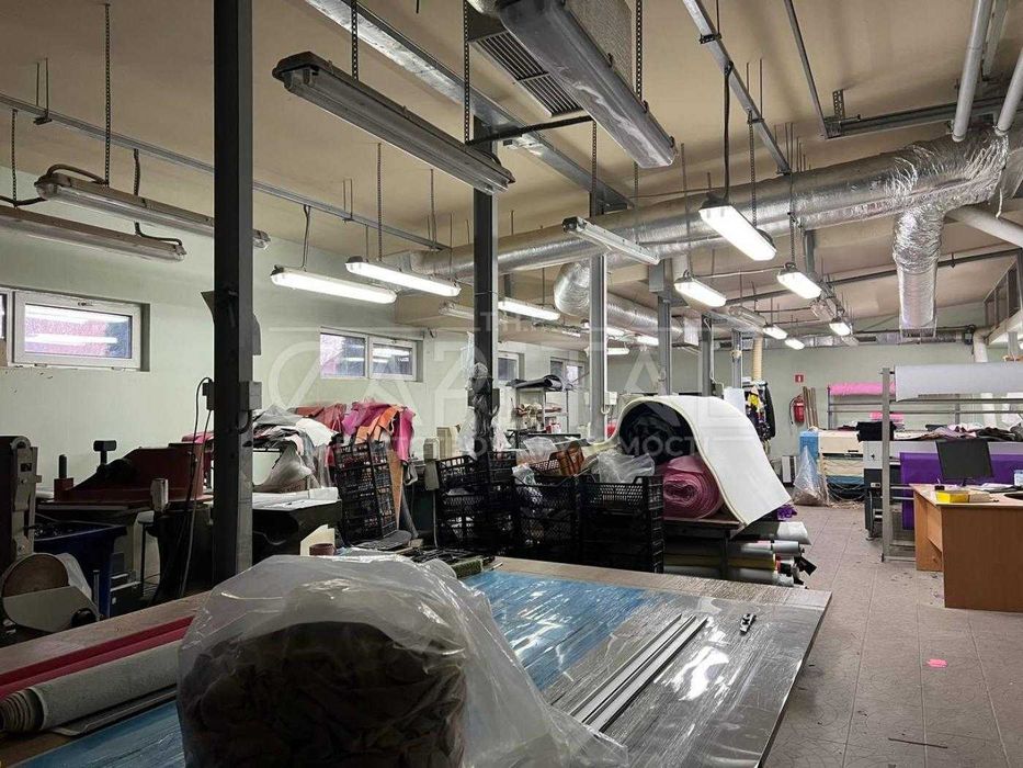 Продаж офісно-складського виробничого комплексу Стоянка Київська обл.