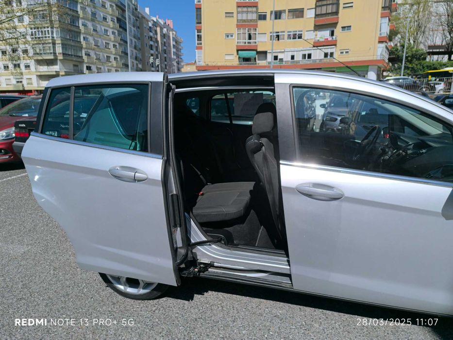 Ford B max novo poucos km
