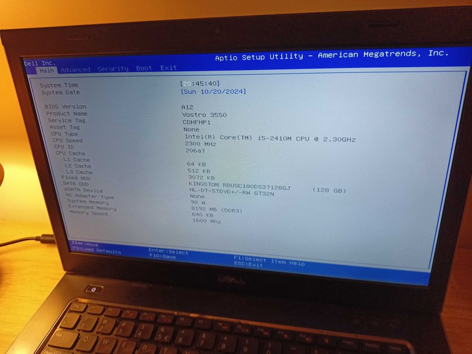 Dell Vostro 3550 z pakietem biurowym MS Office 2007 Small Business