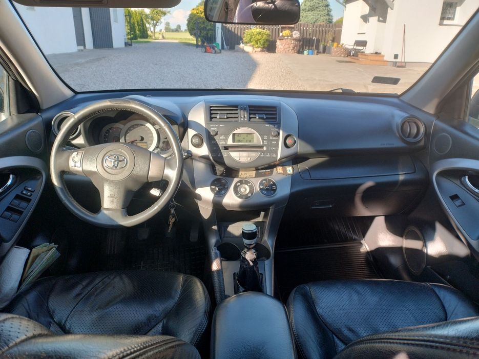 Piękna Toyota RAV4