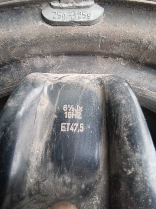 Диски Форд Стильные R16 5 108 Стальные 7J ET47 Рено Вольво