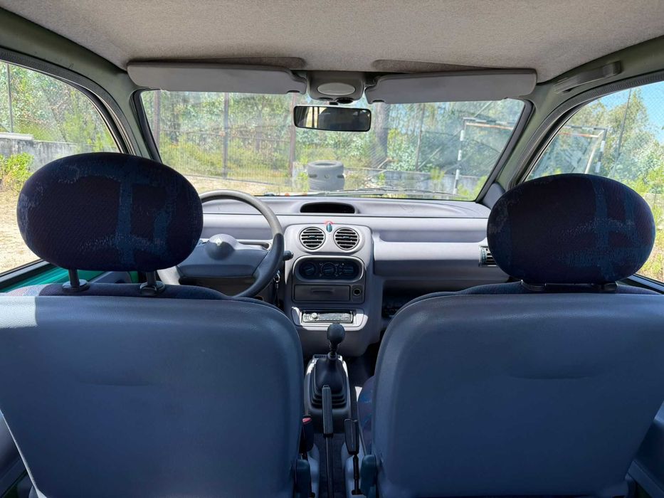 Renault Twingo 1 de 1995 | 154.000 km | Verde |