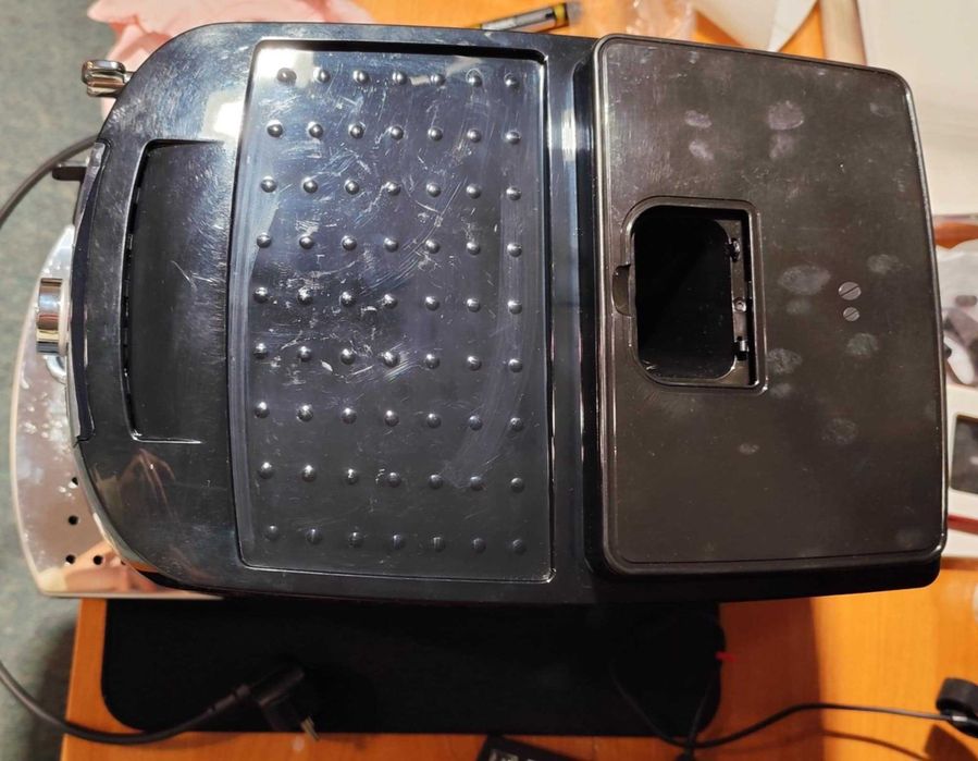 Automatyczny ekspres ciśnieniowy De'Longhi Magnifica S 1450 W czarny