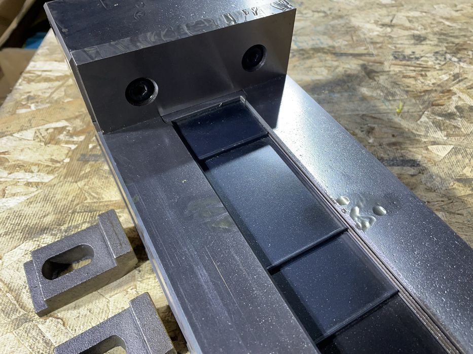 Лещата прецизійні гідравлічні механічні MPV-160V