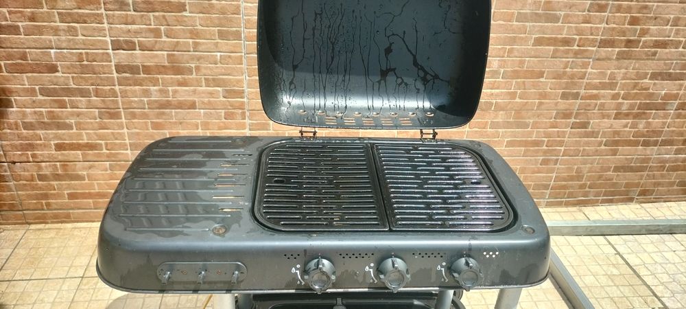 Grelhador/ barbecue a gás