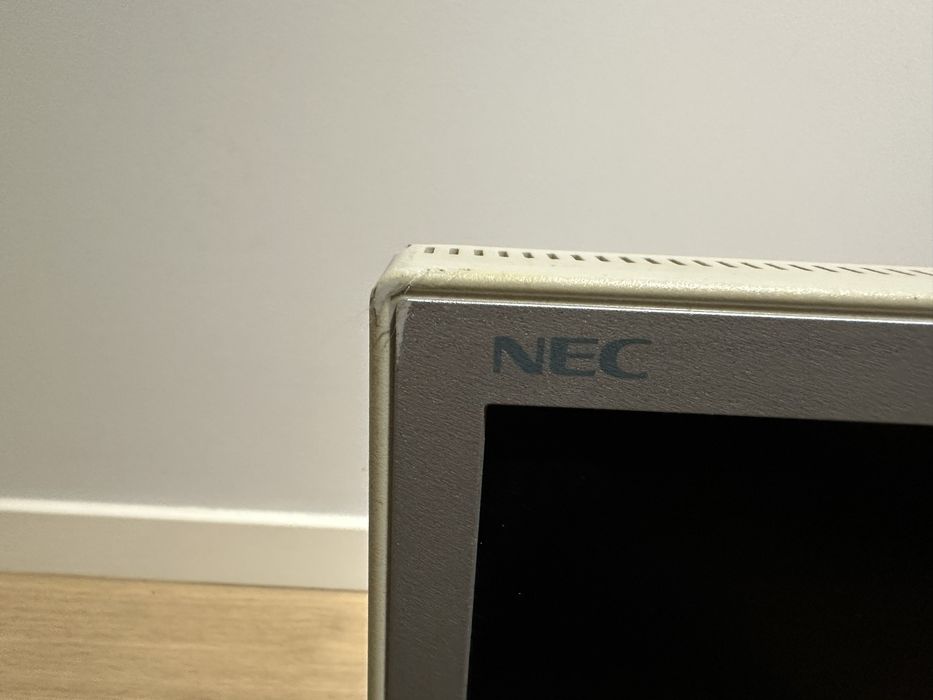 Monitor Retro MultiSync LCD 1560VM
