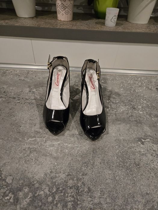 Szpilki na obcasie 39