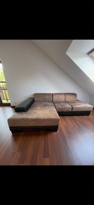 Piękna desinerska brązowa sofa z alcantary
