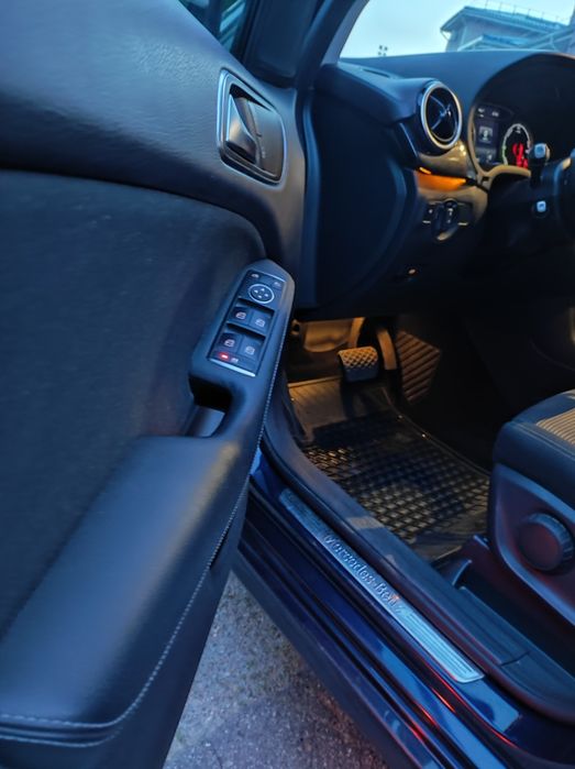 Продам автомобіль Mercedes -Benz B-Class 2017рік