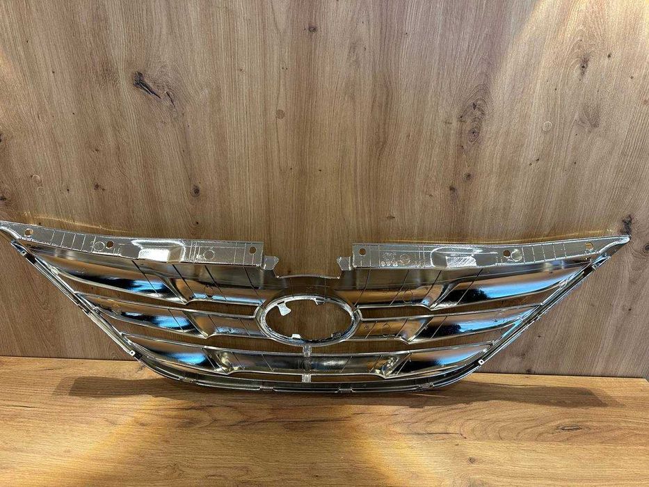 решетка радиатора Hyundai Sonata 2011 YF