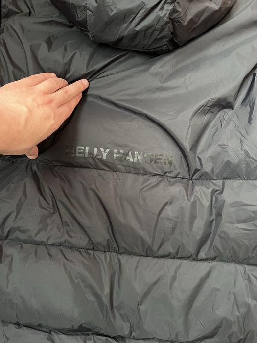 Пуховик Helly Hansen