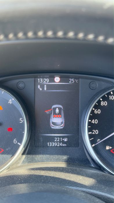 nissan qashqai tekna premium
