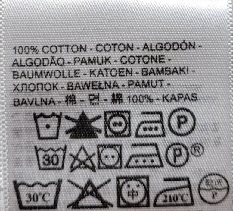 Шорты карго Levi’s.