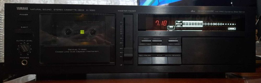 Yamaha K-1020; Kenwood KX-5010-кассетные деки.