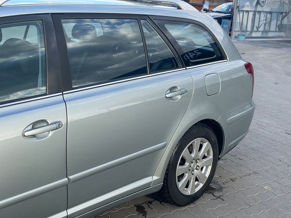 Toyota avensis 2.0 d 4 d