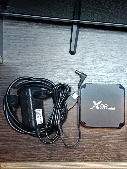 Продам приставку на телевизор