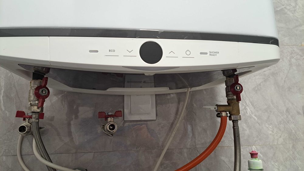 Ariston VELIS PRO 100 podgrzewacz wody / bojler  elektryczny 80 litrów