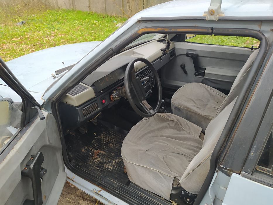 Продам Москвич 2141