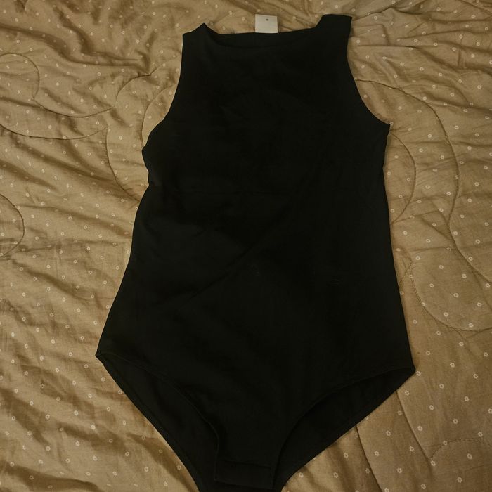 Базове боді без рукавів Zara