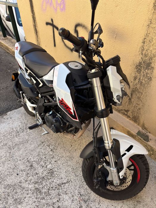 Moto 125 - benelli TNT 125