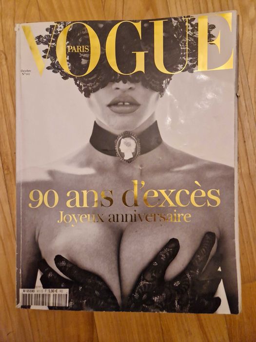 Журнал Vogue 90 ans d'exces 2010 рік.Франція 612 сторінок.