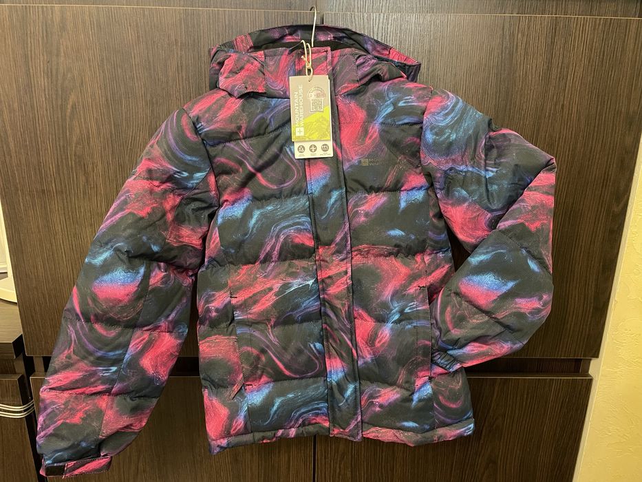 Продам зимову куртку Mountain Warehouse