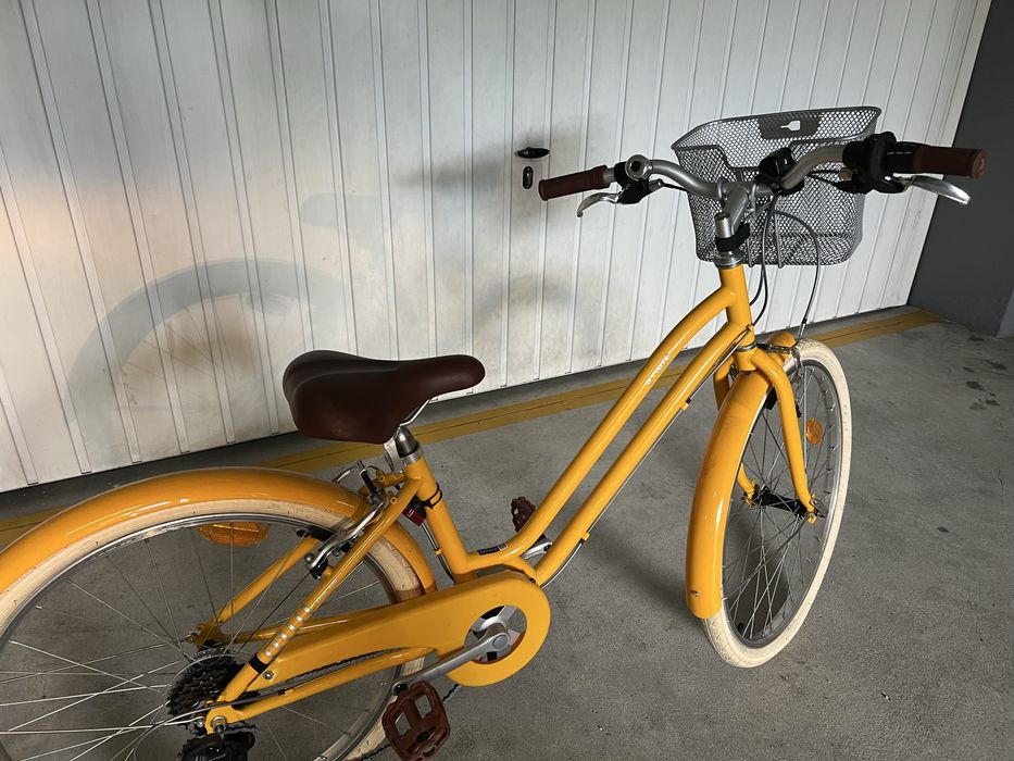 Bicicleta com cesto