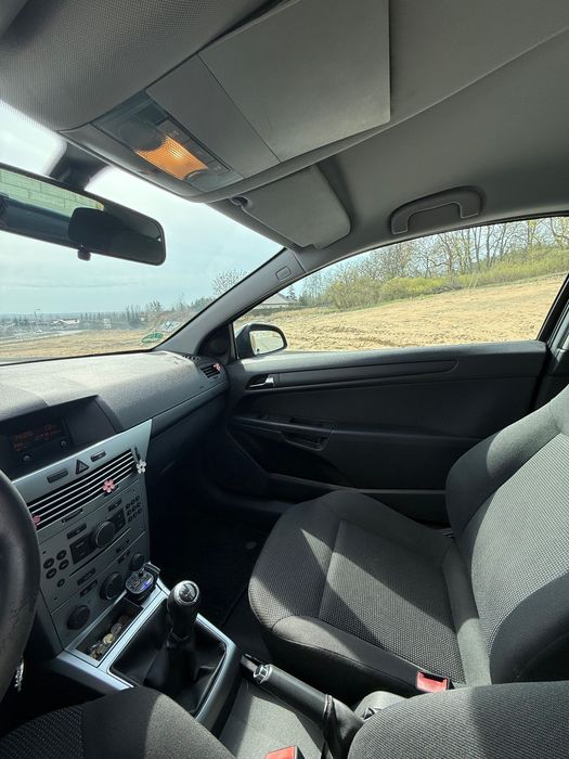 Opel astra H gtc