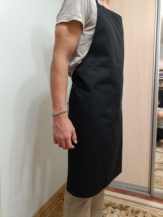 Чорний фартух для роботи