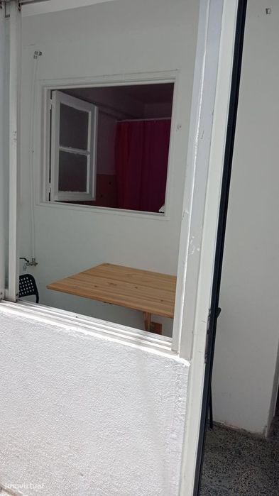 Apartamento com 2 quartos - localizado em Santa Apolónia Lisbon