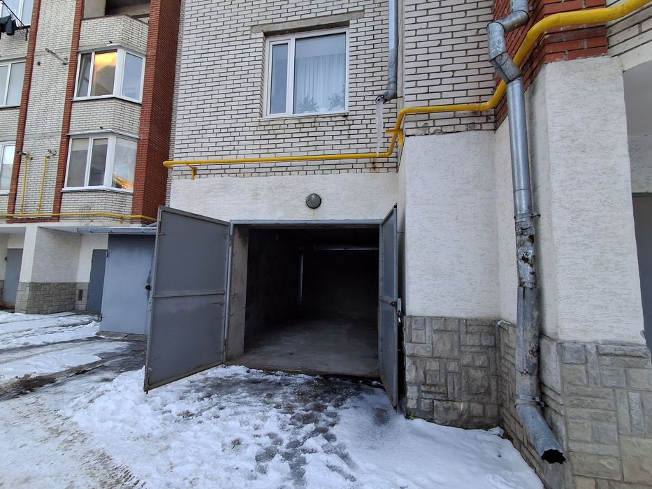 Продаж гаража вул Карненка 21 кв м